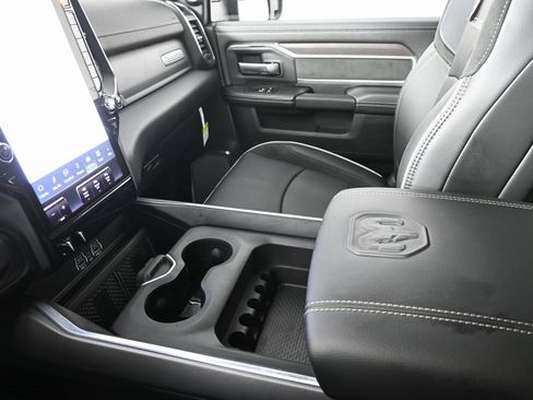 Used 2026 RAM 2500 Laramie image 34