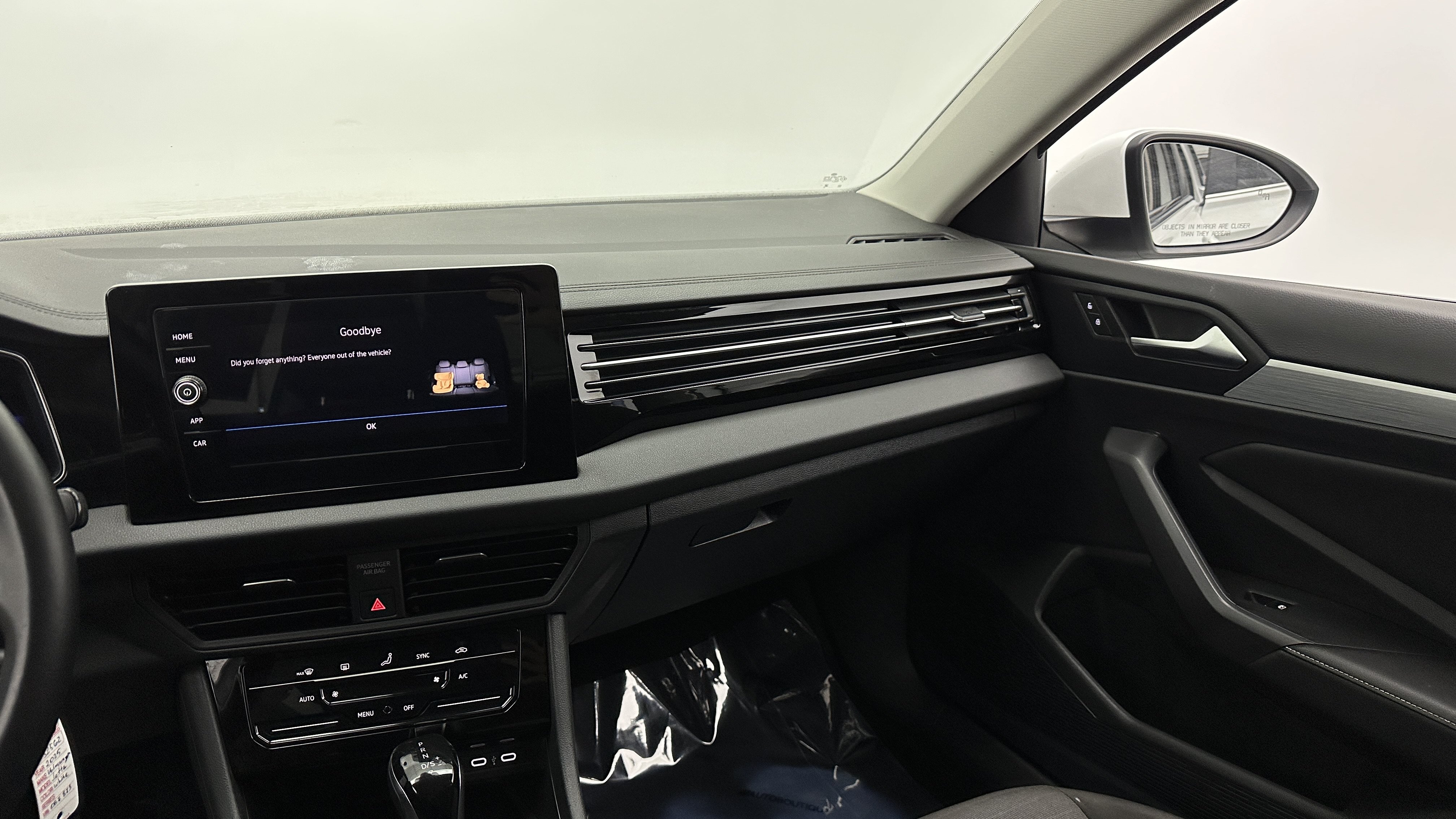 Used 2025 Volkswagen Jetta S FWD image 29
