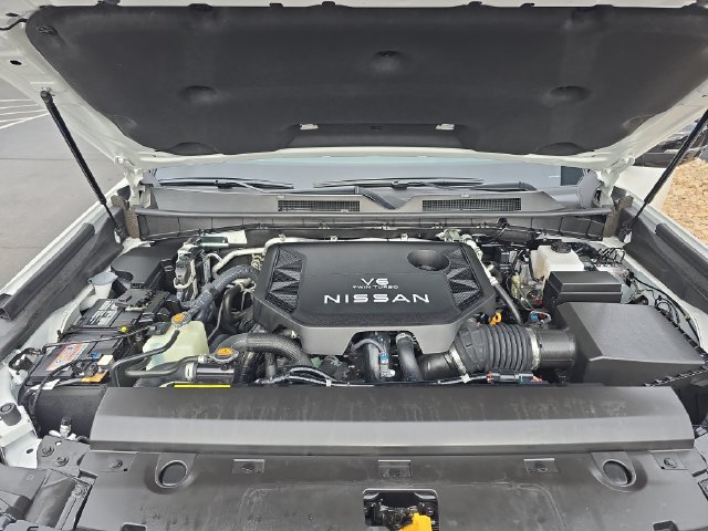Used 2025 Nissan Armada SL AWD/4WD image 23