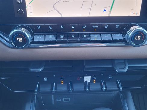 Used 2023 GMC Canyon AT4 w/ AT4 Premium Package image 24