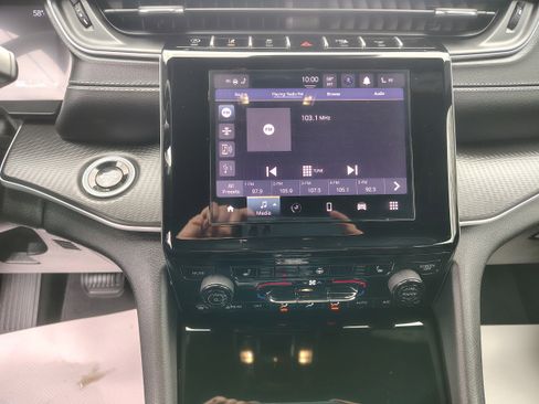 Certified 2024 Jeep Grand Cherokee L Altitude AWD/4WD image 39