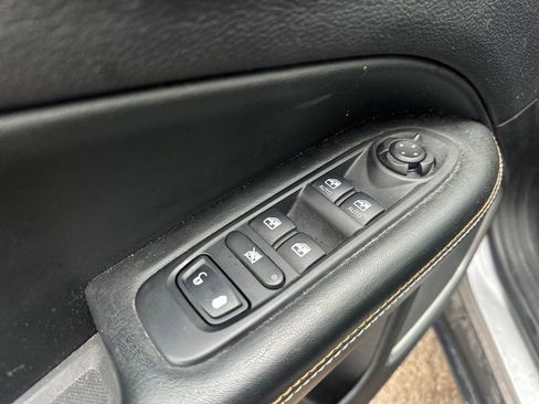 Used 2018 Jeep Compass Latitude w/ Popular Equipment Group image 10