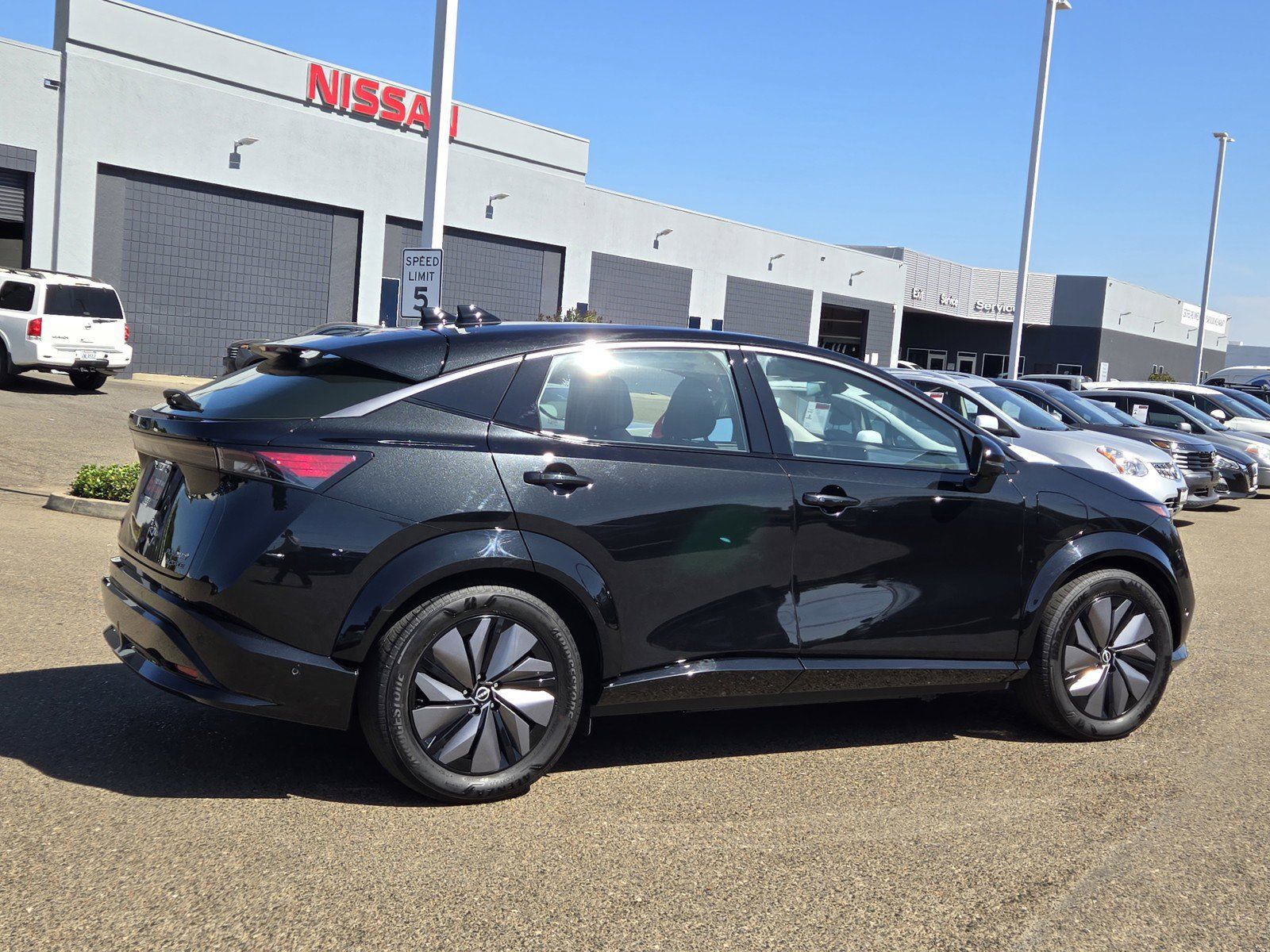 Certified 2024 Nissan Ariya AWD image 4