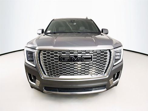 Used 2022 GMC Yukon XL Denali w/ Denali Ultimate Package AWD/4WD image 23