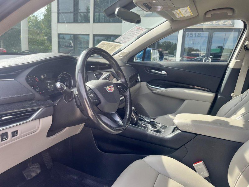 Used 2019 Cadillac XT4 Premium Luxury AWD/4WD image 13