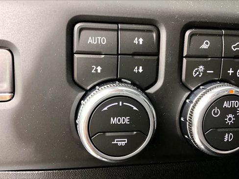 New 2026 GMC Acadia AT4 AWD/4WD image 14