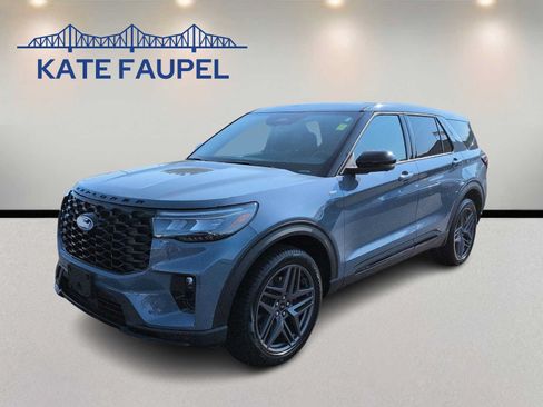New 2027 Ford Explorer ST-Line w/ Premium Package AWD/4WD image 3