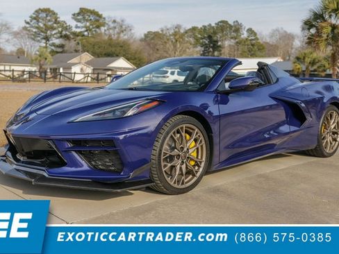 Used 2025 Chevrolet Corvette Stingray Premium Conv w/ Z51 Performance Package image 1
