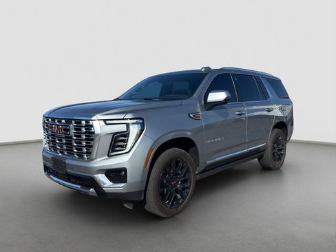 Used 2025 GMC Yukon Denali w/ Denali Reserve Package image 1