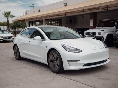 Used 2019 Tesla Model 3 Long Range AWD/4WD image 3