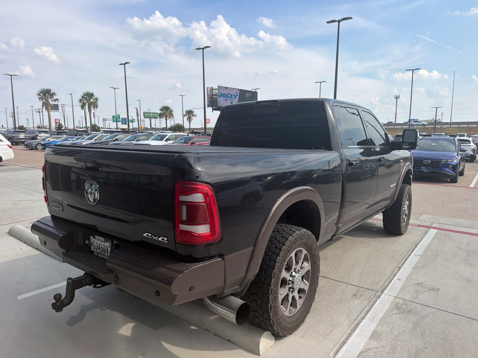 Used 2024 RAM 2500 Limited w/ Safety Group AWD/4WD image 5