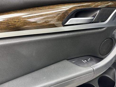 Used 2019 BMW X3 sDrive30i w/ Driving Assistance Package image 32