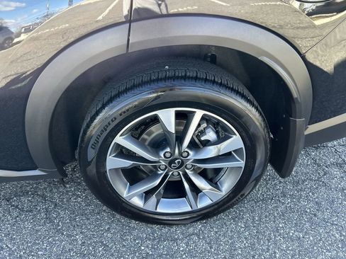 Certified 2025 INFINITI QX60 Luxe image 11