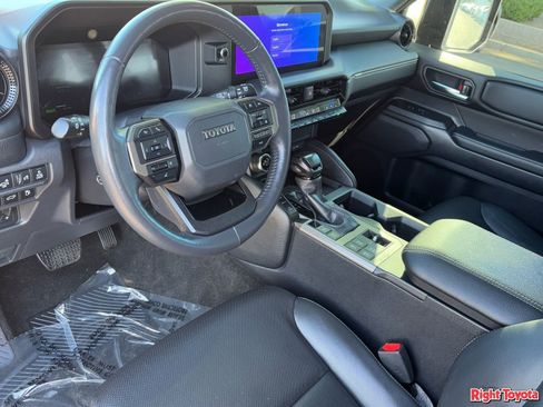 Certified 2024 Toyota Land Cruiser image 19