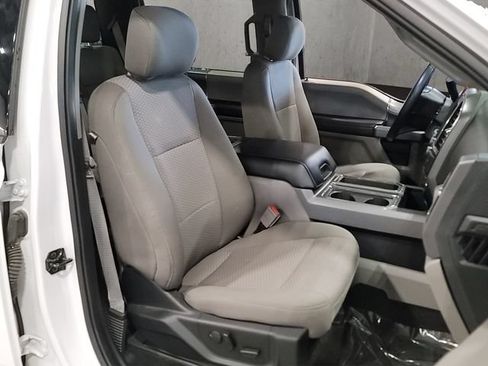Used 2019 Ford F150 XLT w/ Equipment Group 302A Luxury AWD/4WD image 18