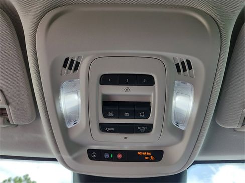 New 2025 Buick Envision Sport Touring image 32