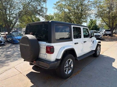 Used 2022 Jeep Wrangler Unlimited Sahara w/ Cold Weather Group AWD/4WD image 5