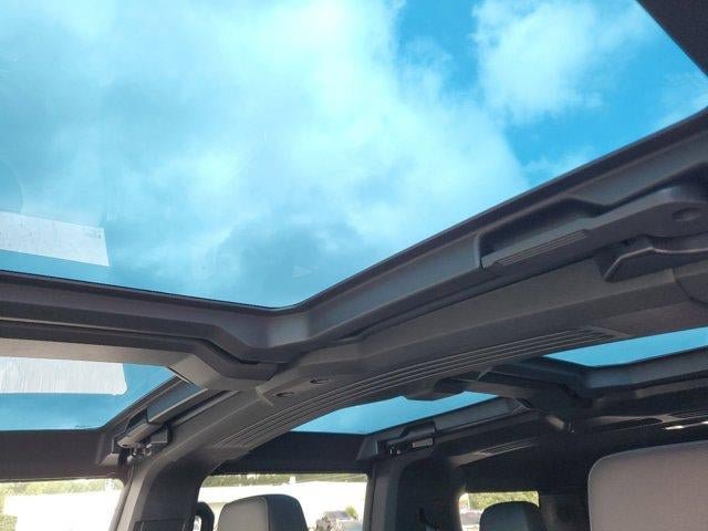 New 2025 GMC Hummer EV 2X AWD/4WD image 36