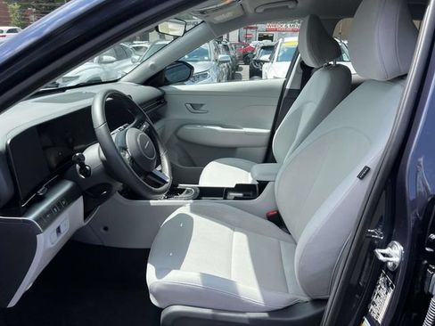 Certified 2024 Hyundai Kona SEL AWD/4WD image 15