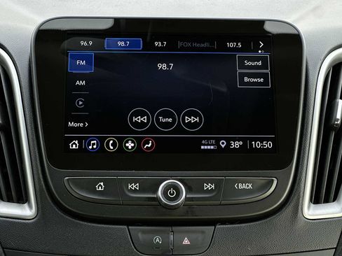 Used 2024 Chevrolet Malibu LT image 12