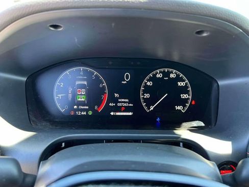 Used 2025 Honda HR-V Sport image 22