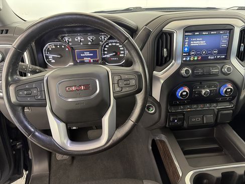 Used 2021 GMC Sierra 1500 Elevation w/ Preferred Package AWD/4WD image 3
