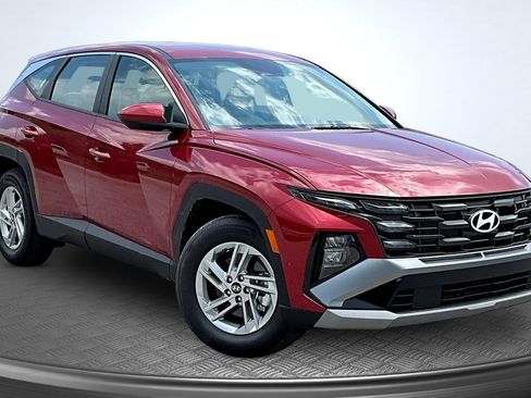 New 2026 Hyundai Tucson SE FWD image 2
