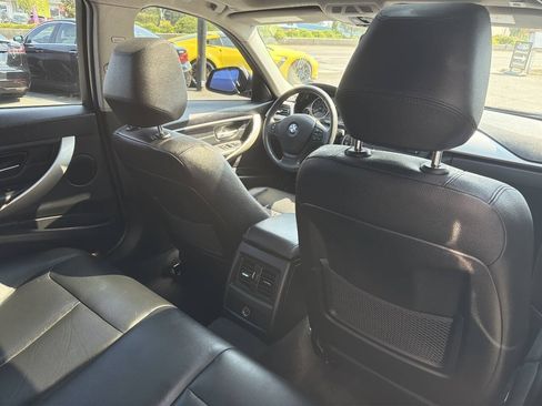 Used 2013 BMW 328i xDrive Sedan AWD/4WD image 19