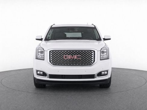 Used 2017 GMC Yukon XL Denali w/ Open Road Package AWD/4WD image 5