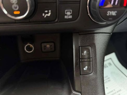 Used 2019 GMC Acadia SLE image 37