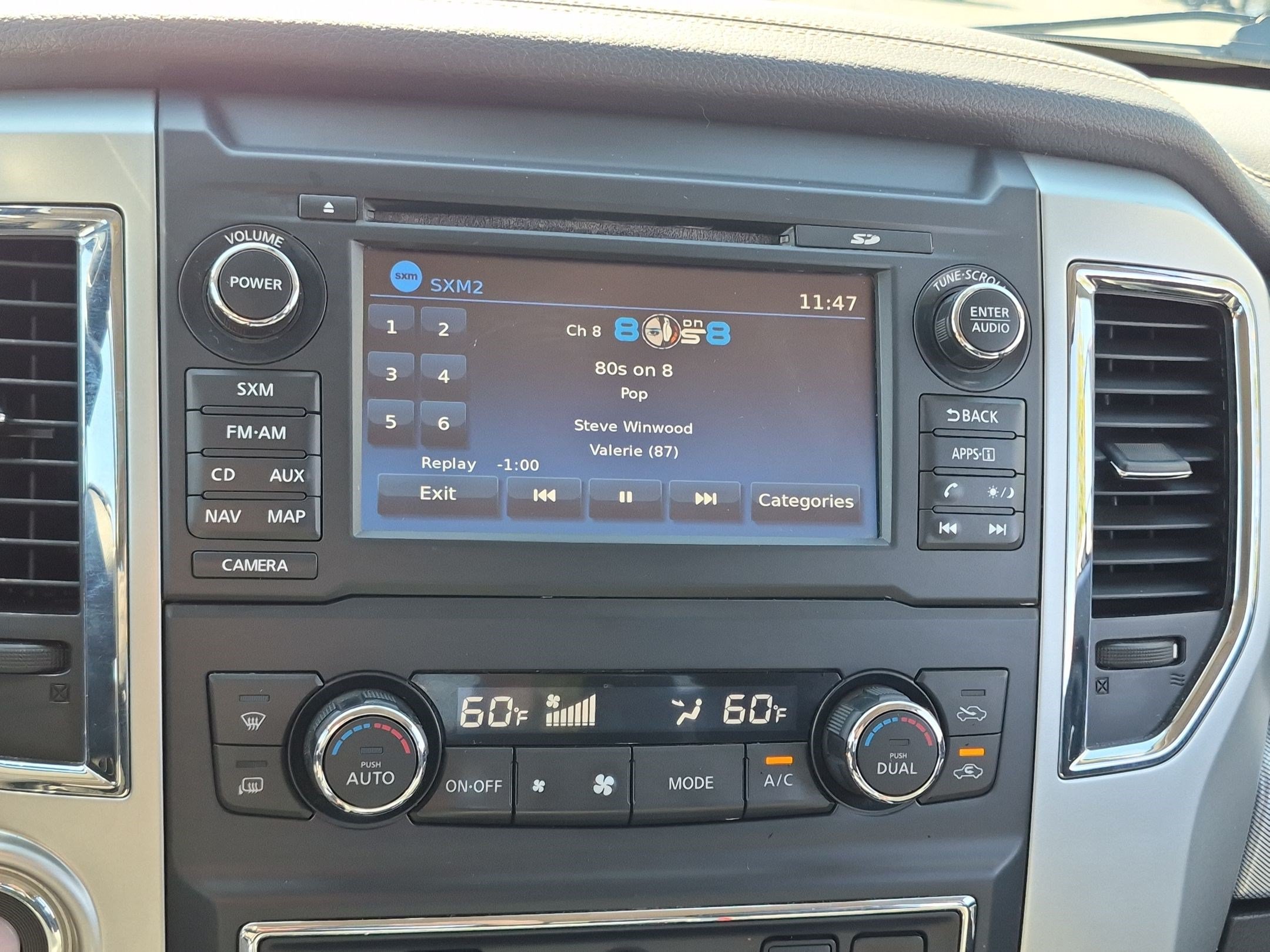 Used 2017 Nissan Titan PRO-4X AWD/4WD image 24