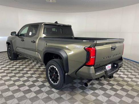New 2026 Toyota Tacoma TRD Off-Road w/ TRD Off Road Premium Package image 5