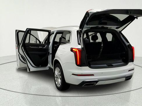 Certified 2020 Cadillac XT6 Premium Luxury AWD/4WD image 10