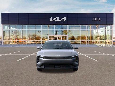 New 2026 Kia K4 LXS image 2