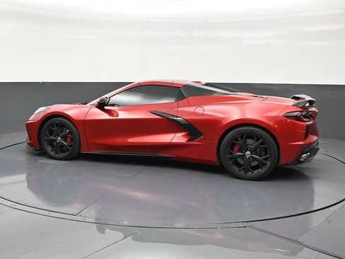 Used 2021 Chevrolet Corvette Stingray Premium Conv w/ Z51 Performance Package RWD image 2