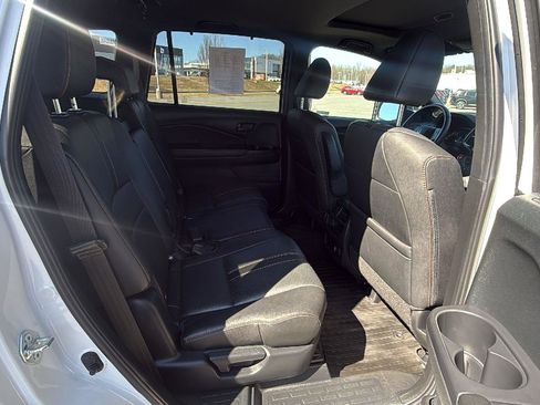 Used 2023 Honda Passport TrailSport image 19