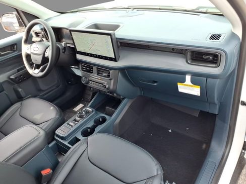 New 2026 Ford Maverick Lariat w/ Black Appearance Package image 12