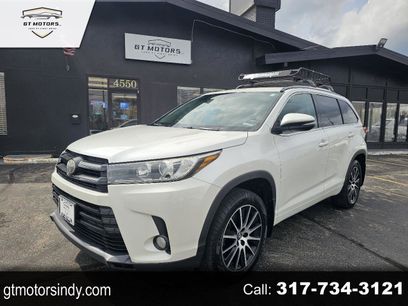 Used 2017 Toyota Highlander SE