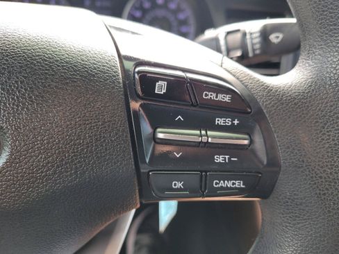 Used 2019 Hyundai Elantra SEL w/ Cargo Package FWD image 17