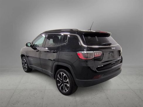 Certified 2022 Jeep Compass Limited image 6