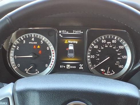 Used 2018 Nissan Titan PRO-4X AWD/4WD image 9