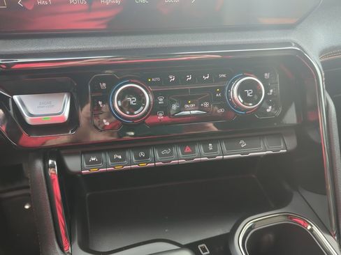 Used 2024 GMC Sierra 1500 AT4 w/ Technology Package image 50