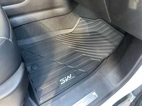 Used 2021 Chevrolet Tahoe Z71 w/ Rear Media and Nav Package image 37