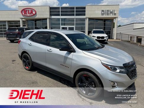 Used 2019 Chevrolet Equinox LT FWD image 1