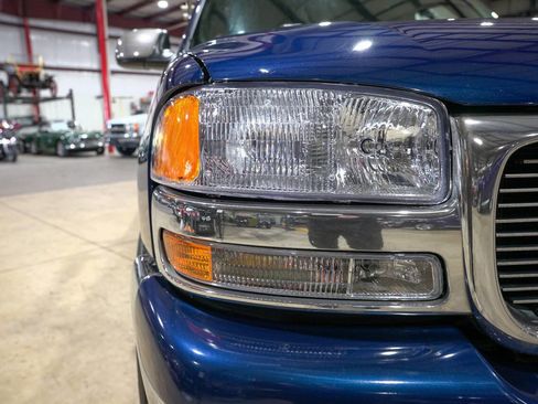 Used 1999 GMC Sierra 2500 SLE 3dr Extended Cab LB HD w/ Marketing Option Pkg image 35