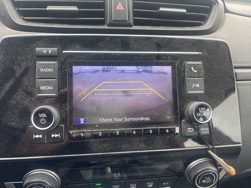 Used 2019 Honda CR-V LX image 18