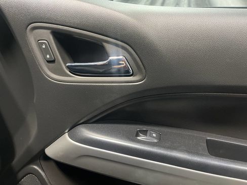 Used 2022 Chevrolet Colorado ZR2 w/ Colorado ZR2 Bison Edition image 10