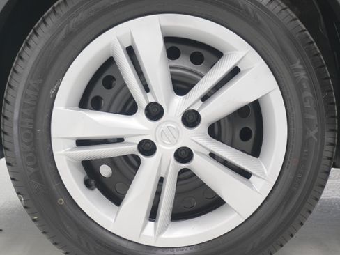 Used 2023 Nissan Kicks S FWD image 23