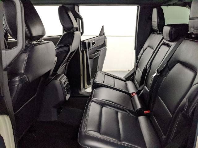 Used 2025 Ford Bronco Outer Banks AWD/4WD image 19