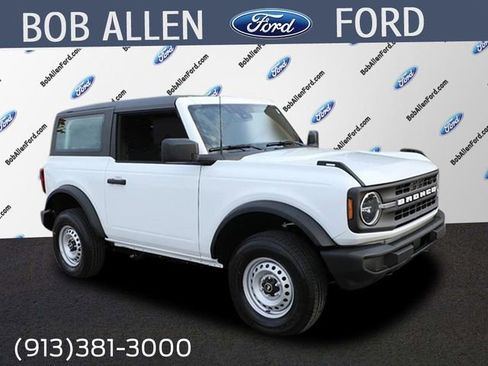 New 2025 Ford Bronco Base image 1